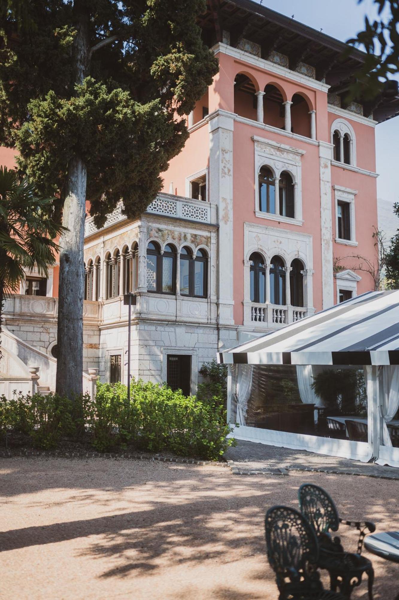Hotel Villa Fiordaliso การ์โดเน ริเวียรา ภายนอก รูปภาพ